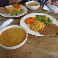 Almuerzo del día. Sopa de lentejas rosadas, arroz integral con maíz, puré de ahuyama, filete vegan y ensalada. Muyyyy rico todo!! at Masala in Pereira