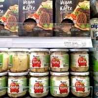 Tofu and köfte at Salı Pazarı in Istanbul