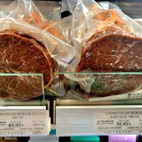 Vegan burger patties at Salı Pazarı in Istanbul