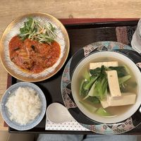 Eggplant in chilli sauce, stir-fried vegetables with tofu and rice  at Marichou-K in Kanazawa