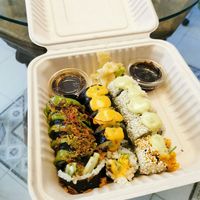 1 person combo at Momo in Montreal