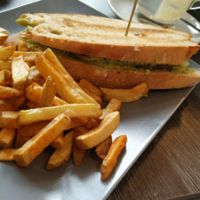 Sandwich mit Pommes at Katzentempel - Leipzig Ost in Leipzig