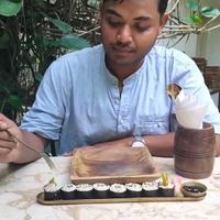 Veg Out Shushi at Loving Earth Cafe in Fort Kochi