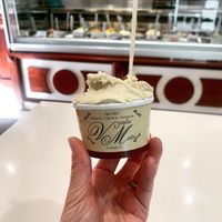 almond milk-based pistachio nice cream at Voglia Matta in Siracusa