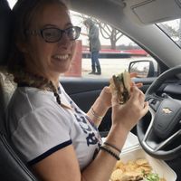 Just came across this pic from one of my many Strong Hearts road trips.  That’s the Big Smack burger special and just like everything else there, it was delicious!  #Veganuary at Strong Hearts in Syracuse