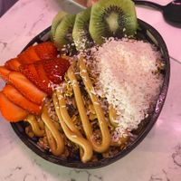 🍓   at POG - Tara St in Dublin