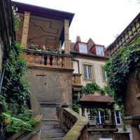 Historischer Innenhof - lebendige Geschichte at Stachel in Wurzburg