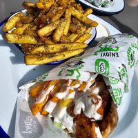Chick'n Gyros & Za'atar Fries at What The Pitta in Brighton