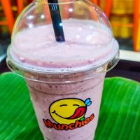 Strawberry Shake at Munchies Tha Phae Gate in Chiang Mai