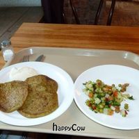 Broccoli wheats and garbanzo bean salad at Troitsky Most - Nab Reki Moyki in St Petersburg