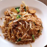 Vegan pad thai, tofu, no egg, no fish paste at Mangrove in Krabi