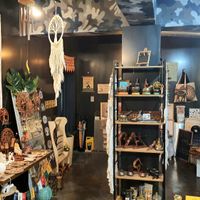 interior of location - view towards entrance at WondeRaw - 원더로우 in Seoul