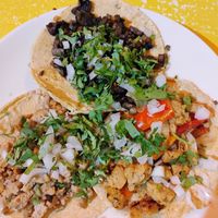 Champiñones, sudadero y brocheta. #Veganuary at Gold Taco - Roma Norte in Mexico City