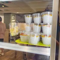 Bol de frutas y pudín de chía  at Verdura in Metz