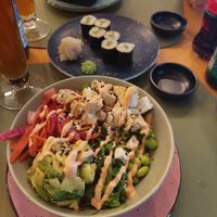 Poké bowl with sushi at MakaMaka in Split