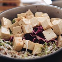 Build Your Own Poke Bowl 🌱 at MakaMaka in Split