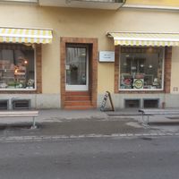 Exterior at Michelle's Cupcakes - Luisenstrasse in Zurich