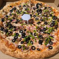 Vegan pizza at PizzaTime in Olympia