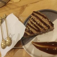 Salted caramel cheesecake (and the cutest spoons!) at Nut and Bowls in New Delhi