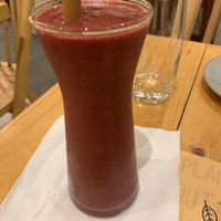 Berry smoothie sweetened with dates (?) at Nut and Bowls in New Delhi