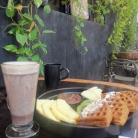 Late y waffles at Arte Sano in Holbox