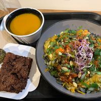 Vegan bolognese, soup du jour, chocolate cake, energy ball at Silex & Fourchette in Toulouse