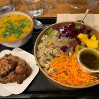 Silex bowl, soup, and dessert at Silex & Fourchette in Toulouse