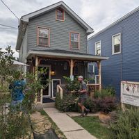 Outside at Kelley Farm Kitchen in Harpers Ferry