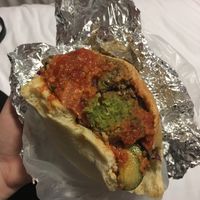 Le falafel (vegan) at Mi-va-Mi in Paris