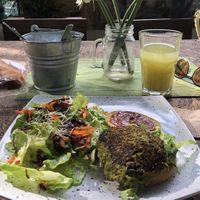 hamburguesa  at Cafetería Tambien in Puebla