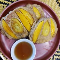 Banana mango oat pancakes at Le Voyage in Coron