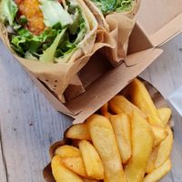 Kitchen Wrap mit Pommes at Swing Kitchen - Georgenstraße in Berlin