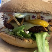 Cheese Burger at Swing Kitchen - Georgenstraße in Berlin