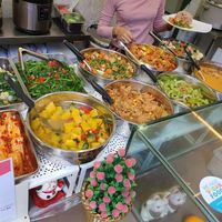 Huge varieties at Ying Garden Vegetarian 颖园素食 in Central Singapore