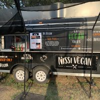 Dope food truck at Nissi Vegan in Austin