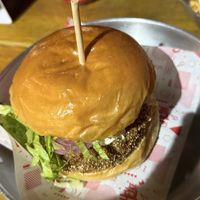 Hambúrguer de falafel   at Hey Joe in Fortaleza