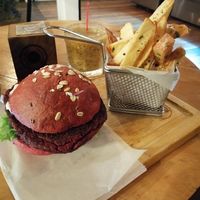 Veganer Burger at The Open Kitchen in Monteverde