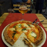 Vegan mozzarella pizza at Bricks in Turin