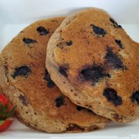 Gluten-free vegan blueberry pancakes at Leafy Greens Cafe in St Petersburg