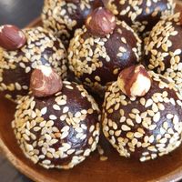 Energy balls at Sixta in Toulouse