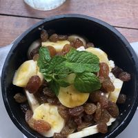 Cinnamon oats with banana and raisins at Salty Swami's in Hikkaduwa