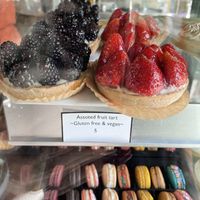 Fruit tarts  at Moondog in Key West