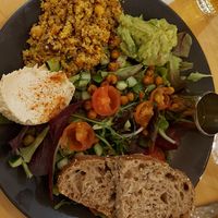 Salad with quinoa, hummus and guacamole at WASBAR - Korenmarkt in Ghent