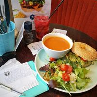 Avocado bagel with soup of the day and lemonade at WASBAR - Korenmarkt in Ghent