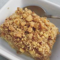 Apple crumble  at Planeta ECO in Alicante