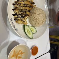 Chicken rice  at Green Bliss Habitat 綠福苑 - Fortune Centre in Central Singapore