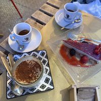 Tiramisú and raw cheesecake   at Aromaticus in Rome