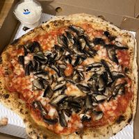 Vegan Funghi with extra garlic  #Veganuary at Popsi's in Southampton