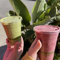 Vanilla Kale  (left) & Berry Blast (right)  #Veganuary at Juice Alchemy in San Diego