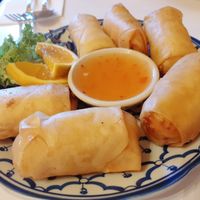 Veggie spring rolls at Piyawat in Bendigo